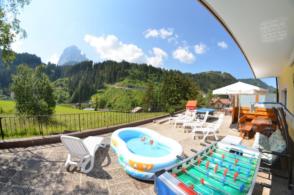 Bed and Breakfast Garni Ossi Santa Cristina Val Gardena Exterior foto