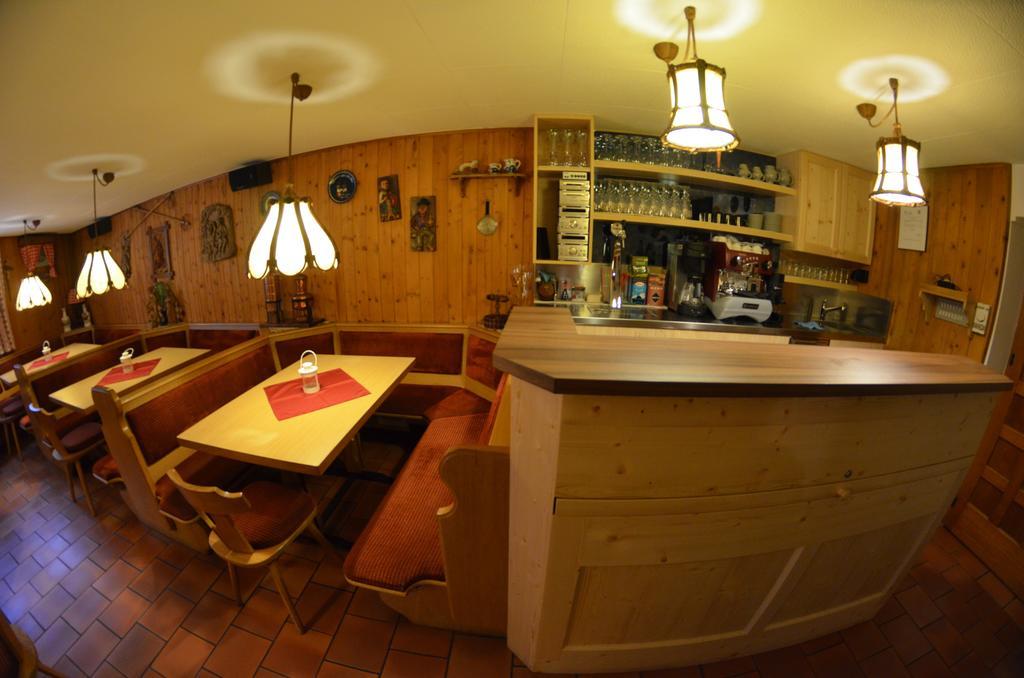 Bed and Breakfast Garni Ossi Santa Cristina Val Gardena Exterior foto
